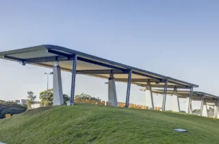 ARCPANEL insulated roof panels at UNSW Village Green Moya Dodd Grandstand
