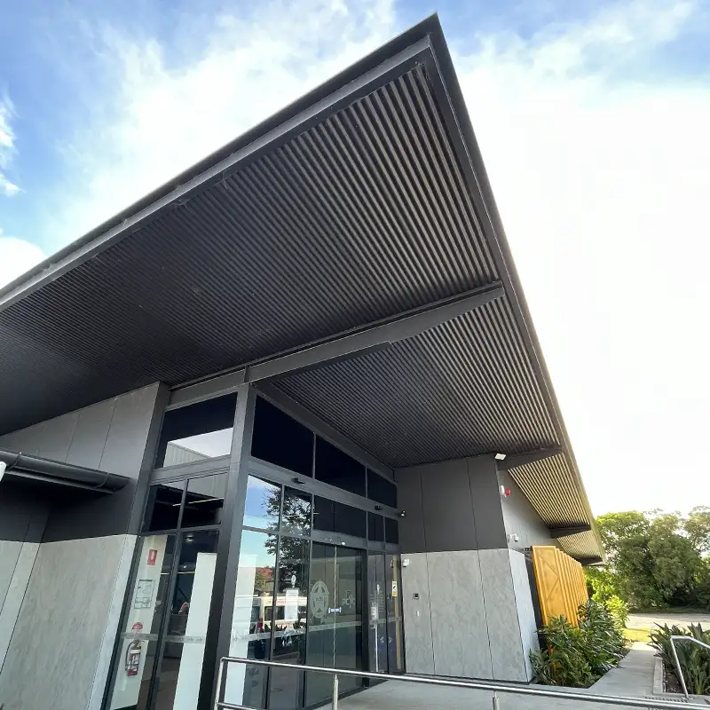 ARCPANEL commercial roof system with integrated finished ceiling