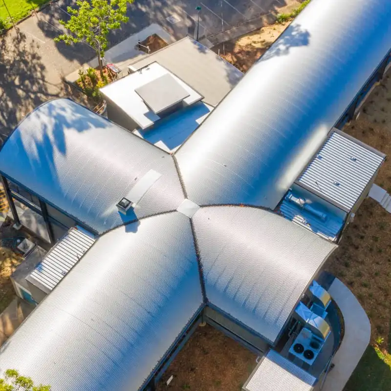 Curved insulated roof panels – National Cartoon Gallery ARCPANEL curved insulated roof panels on the National Cartoon Gallery
