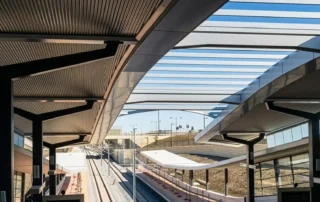ARCPANEL curved insulated roof panels at an Australian train station