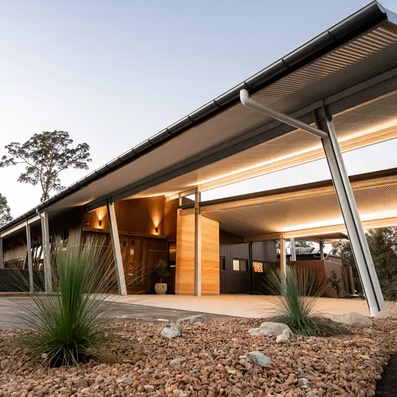 ARCPANEL FM Approved insulated roof panels on an architectural building