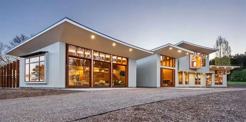 ARCPANEL insulated roofing on a contemporary Australian home