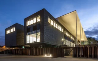 Commercial building featuring ARCPANEL insulated roof panels