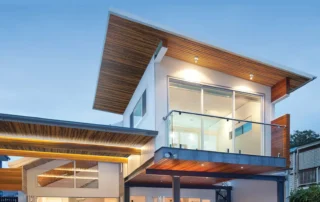 DeltaTrimCorro-EPS-FR insulated roof system on a contemporary home