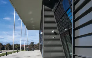 DeltaTrimTrim-EPS-FR insulated roof with clean architectural ceiling finish