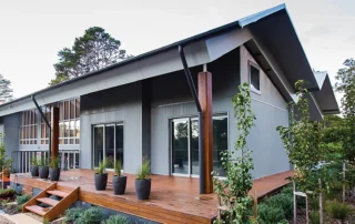 DeltaTrimTrim-EPS-FR insulated roof system on a contemporary residential home